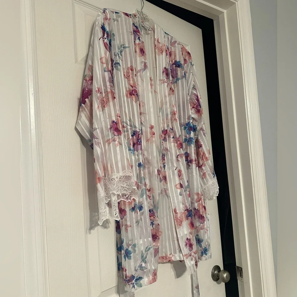 In Bloom by Jonquil Floral Sheer Robe w/ Lace Trim